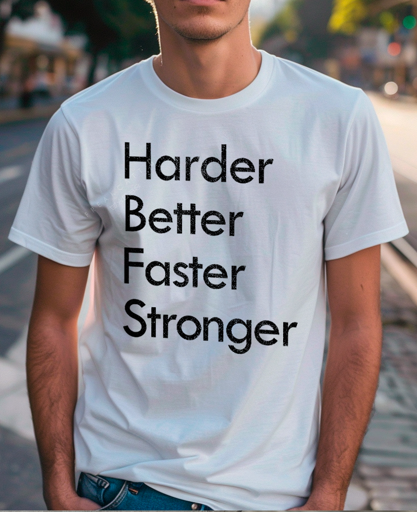 Camiseta unisex branca DAFT PUNK HARDER BETTER FASTER STRONGER