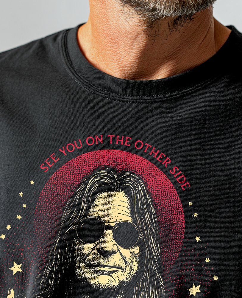 Camiseta unisex preta OZZY OSBOURNE