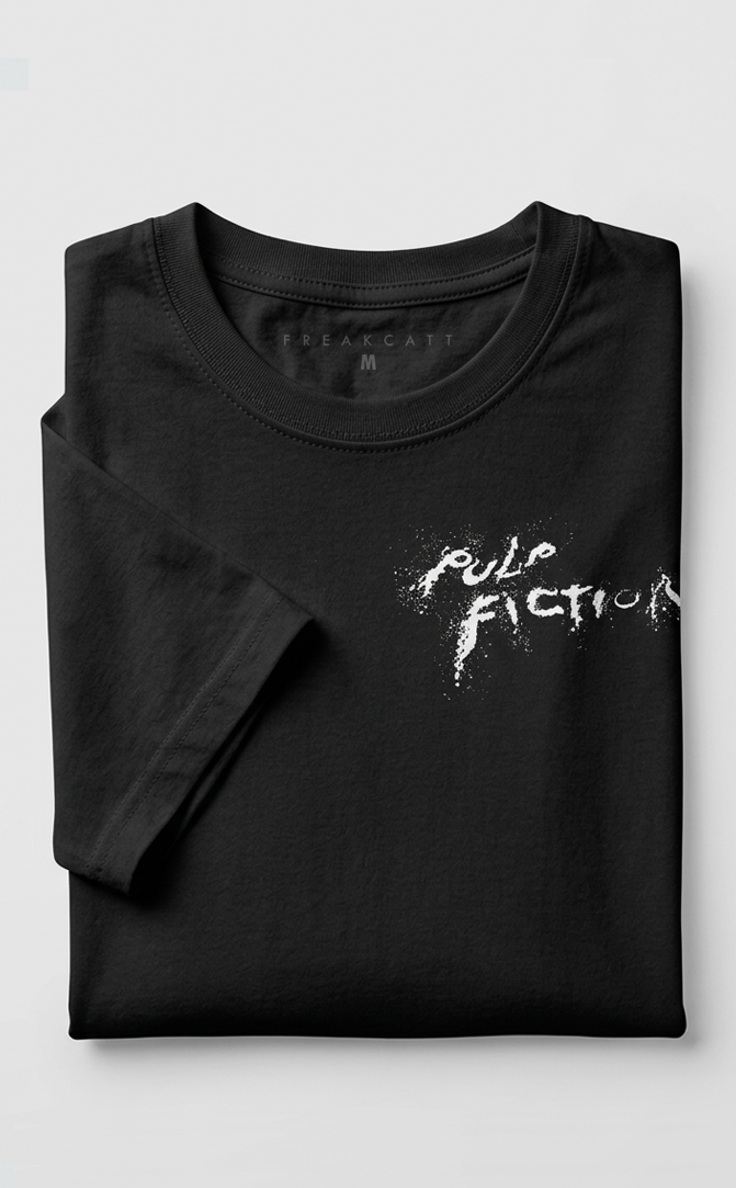 Camiseta unisex preta PULP FICTION