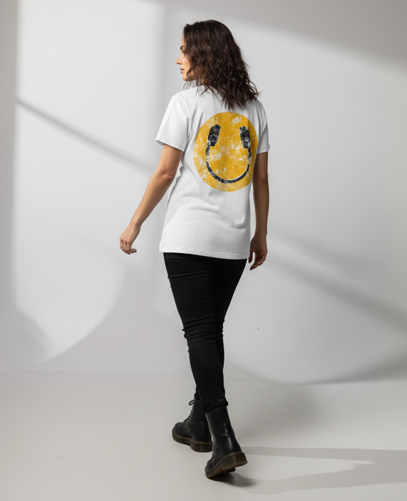 Camiseta unisex branca "HEADPHONE - SMILE”